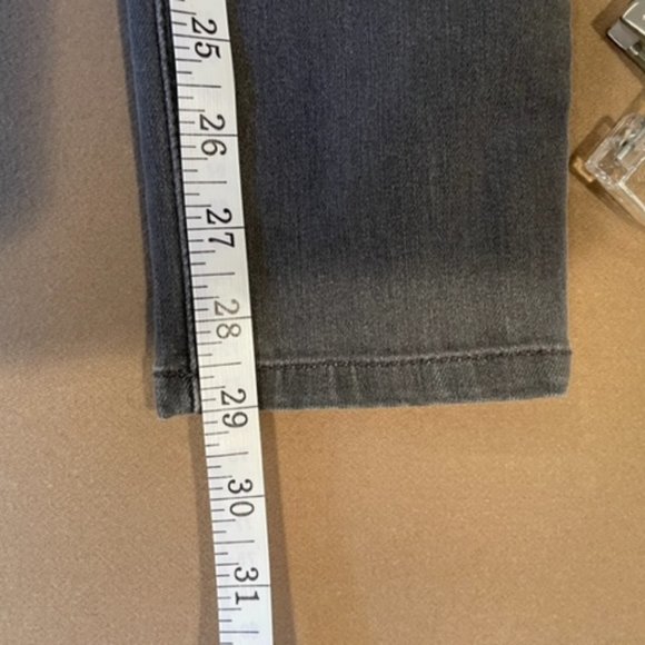Wit & Wisdom Grey Skinny Denim Jeans - Size 2 - Picture 11 of 12